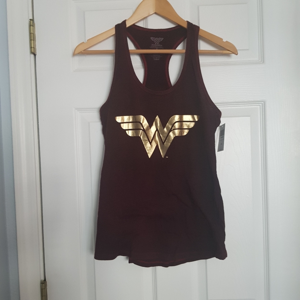 Wonder Woman Maroon Tank Medium